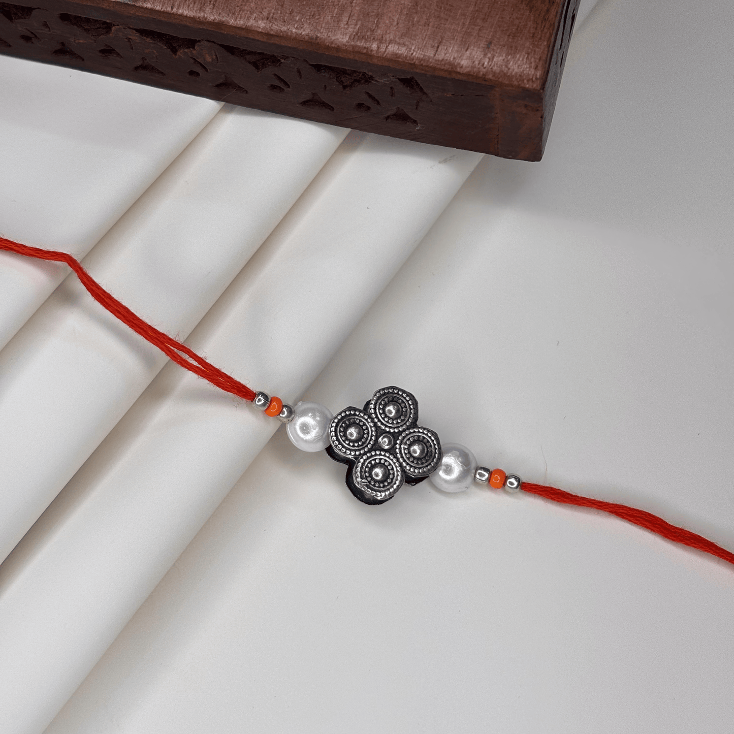 FLOWER MOTI