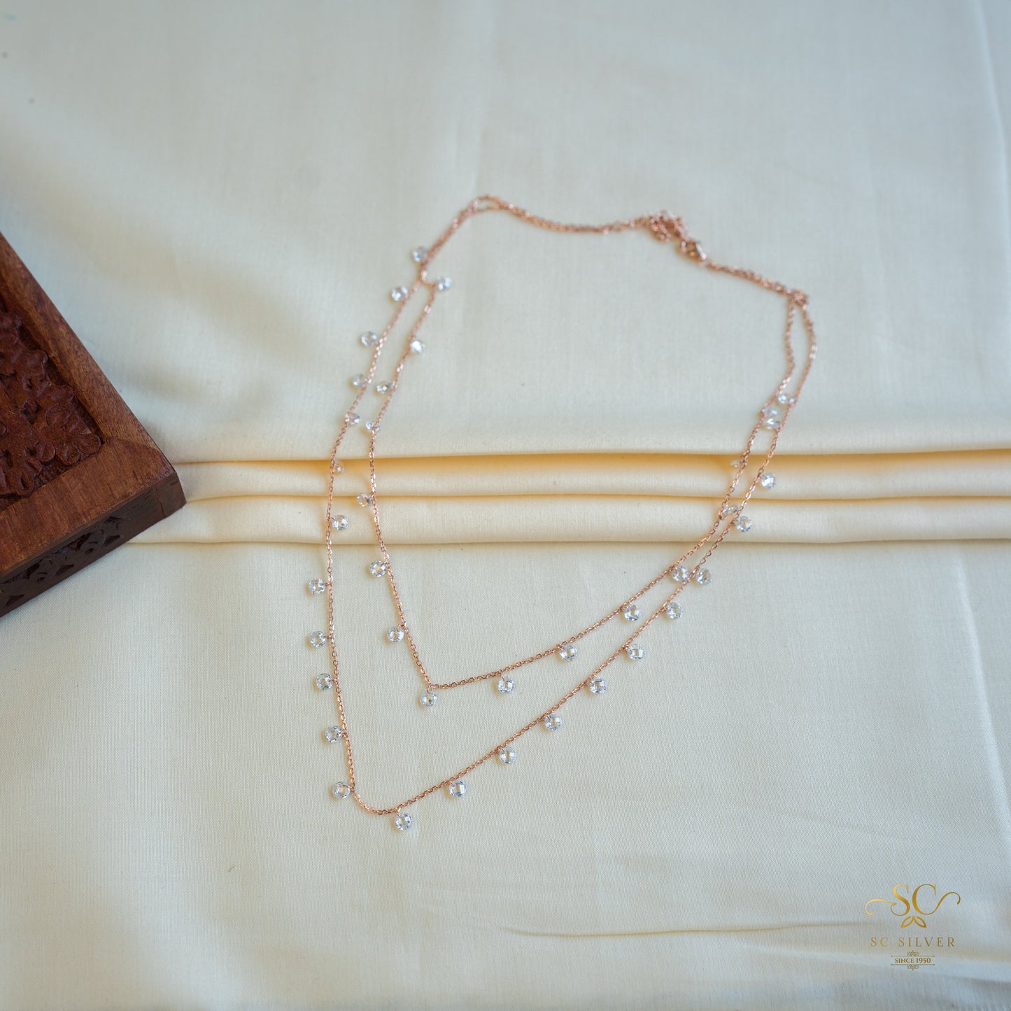 Rosegold Double Line Queen Necklace