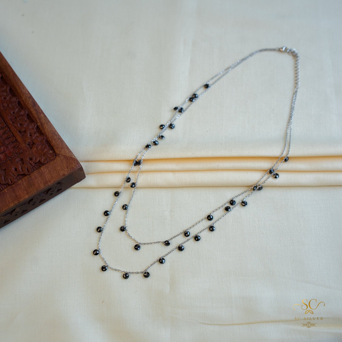 Black Double Line Queen Necklace