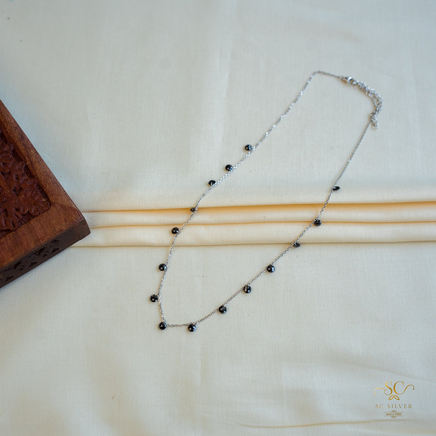 Black Silver Queen Necklace