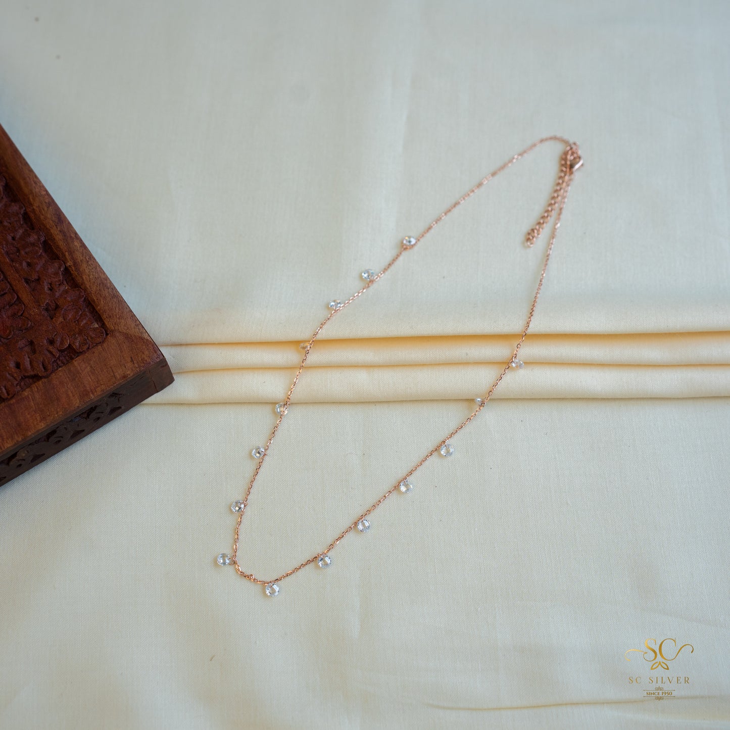 Rosegold Queen Necklace