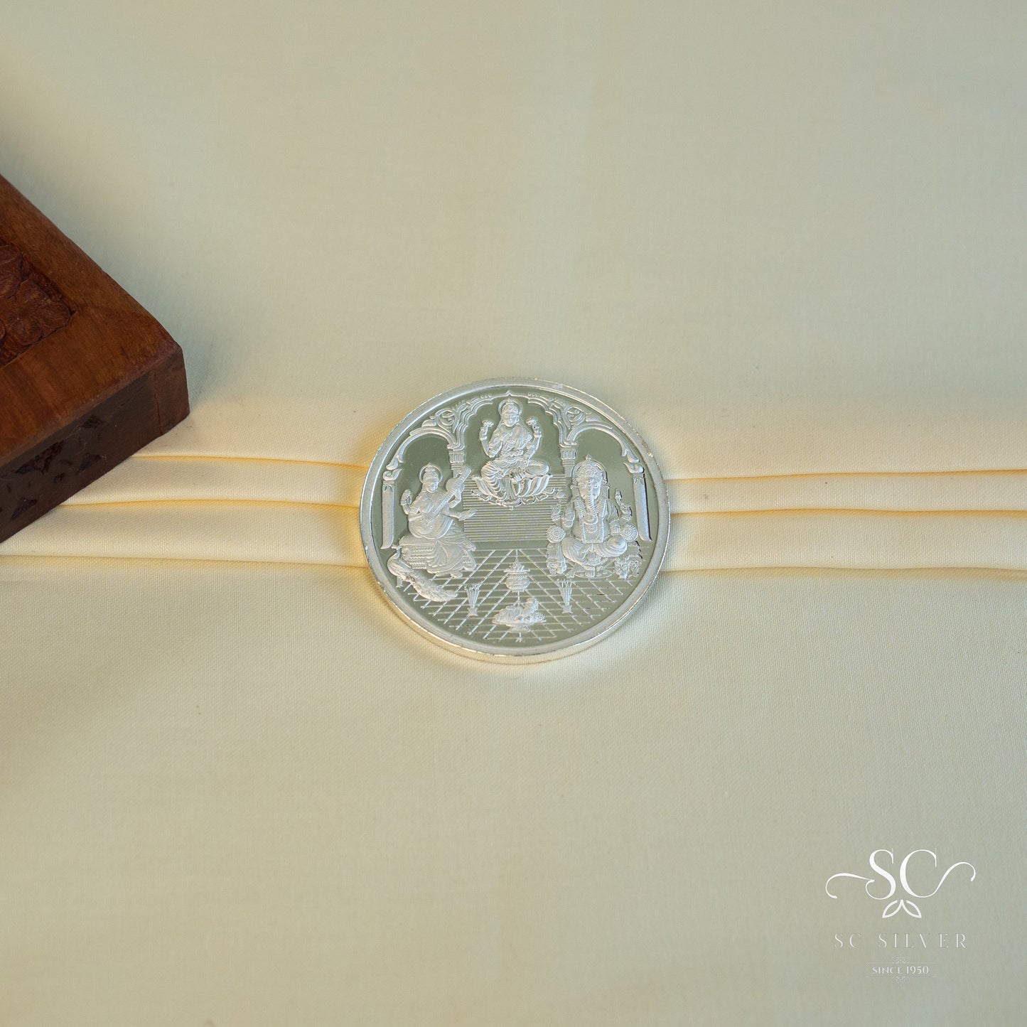 10 GRAM SILVER COIN (TRIMURTI)