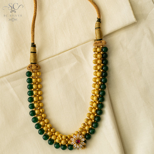 Traditional Green Choker (4.1)